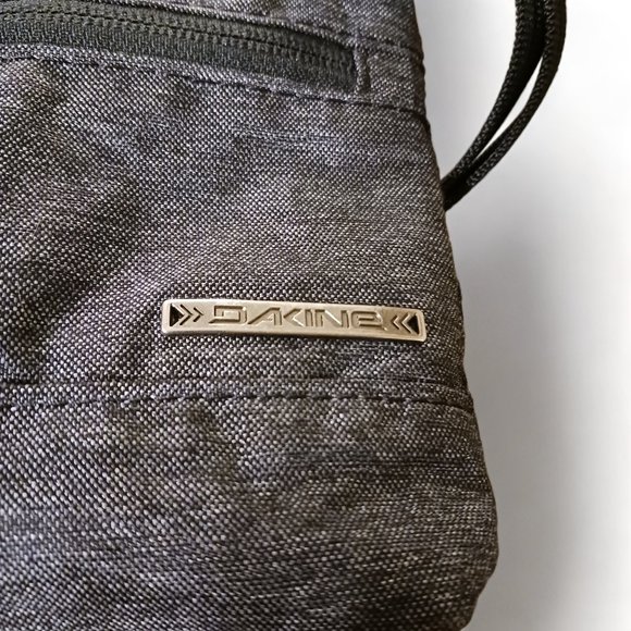 Dakine 100% Recycled Jacky Vintage Blue Denim Look Vegan Crossbody Bag - Picture 6 of 10